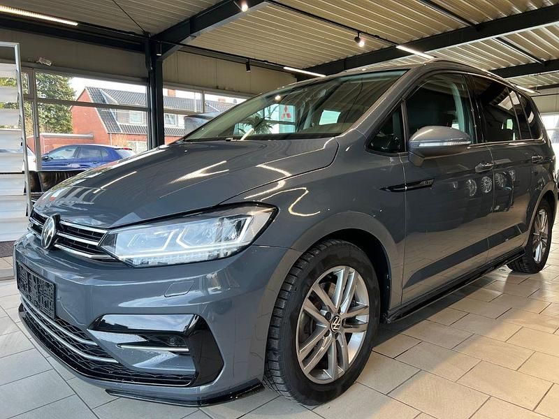 Gebraucht VW Touran R-line 150 PS (110 kW) 2021 Grau Van / Kleinbus