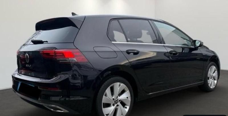 Gebraucht VW Golf VIII 131 PS (96 kW) 2020 Schwarz Kleinwagen