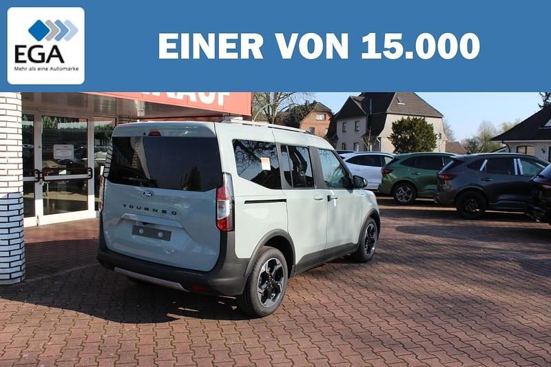 Neu Ford Tourneo Courier Active 125 PS (91 kW) 2026 Grau Van / Kleinbus