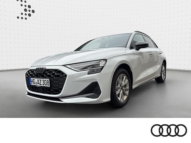 Gebraucht Audi A3 Ambiente 204 PS (150 kW) 2025 Gletscherweiß metallic Limousine