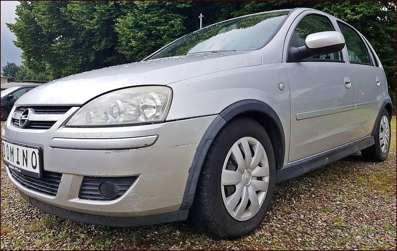 Gebraucht Opel Corsa 60 PS (44 kW) 2005 Silber Kleinwagen