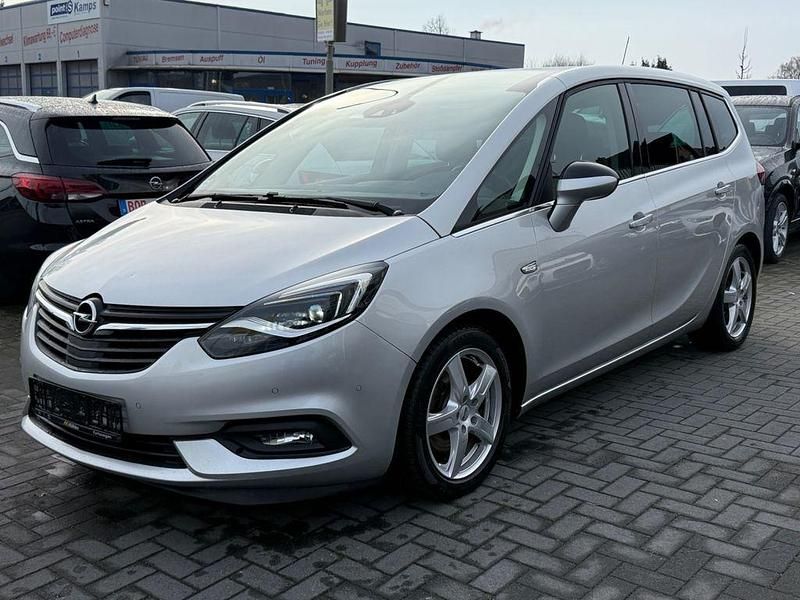 Silber Gebraucht 2019 Opel Zafira Life Business Innovation Van / Kleinbus | 9.900 € (Superpreis) - Bild 1/4