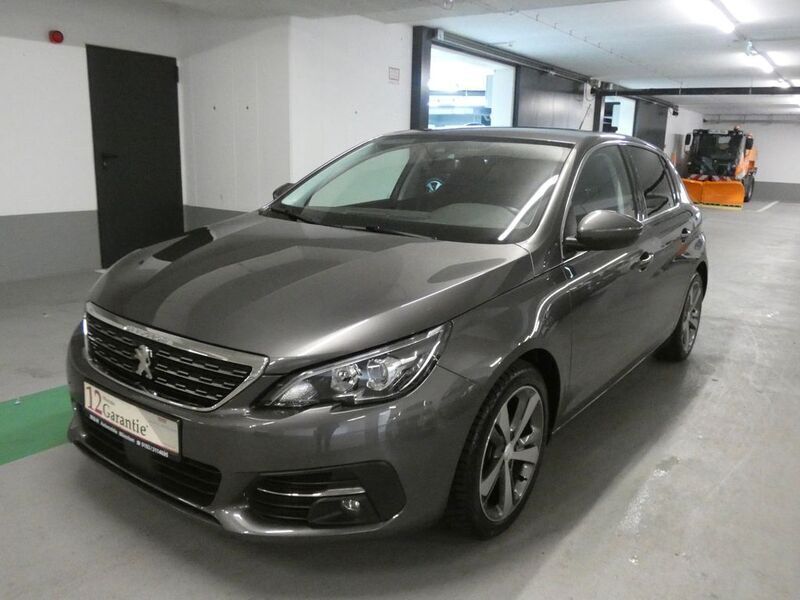 Lackierung platiniumgrau/meta Gebraucht 2019 Peugeot 308 Allure Limousine | 12.950 € (Fairer Preis) - Bild 1/4