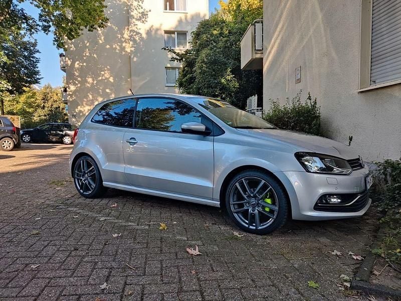 Gebraucht VW Polo Highline 90 PS (66 kW) 2017 Grau Kleinwagen