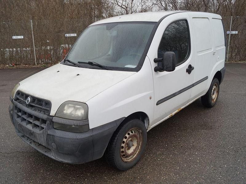 Gebraucht Fiat Doblò 101 PS (74 kW) 2003 Weiß Van / Kleinbus