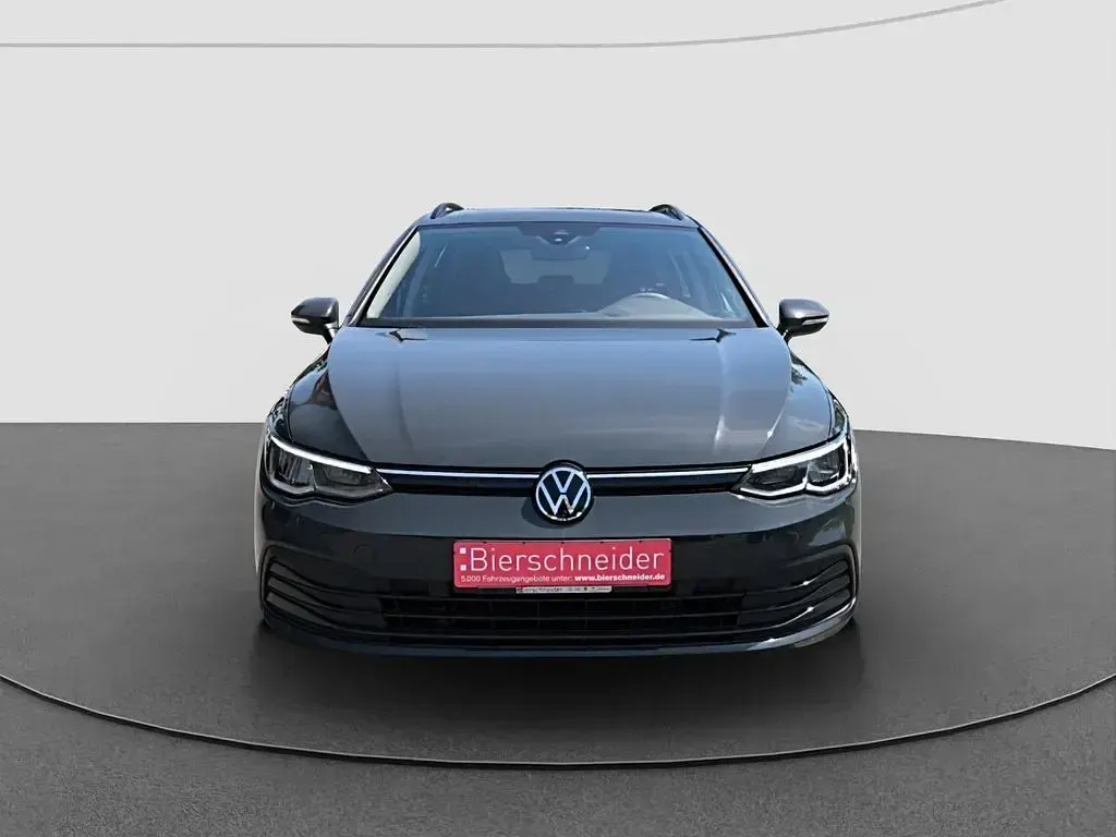 Gebraucht VW Golf VIII 116 PS (85 kW) 2023 Grau Kombi