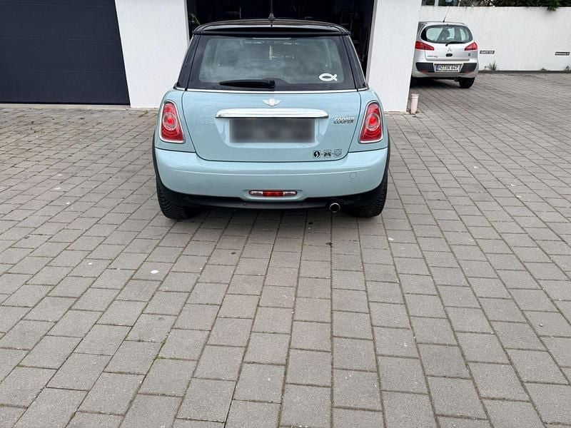Used Mini Cooper 122 HP (89 kW) 2011 Blue Hatchback