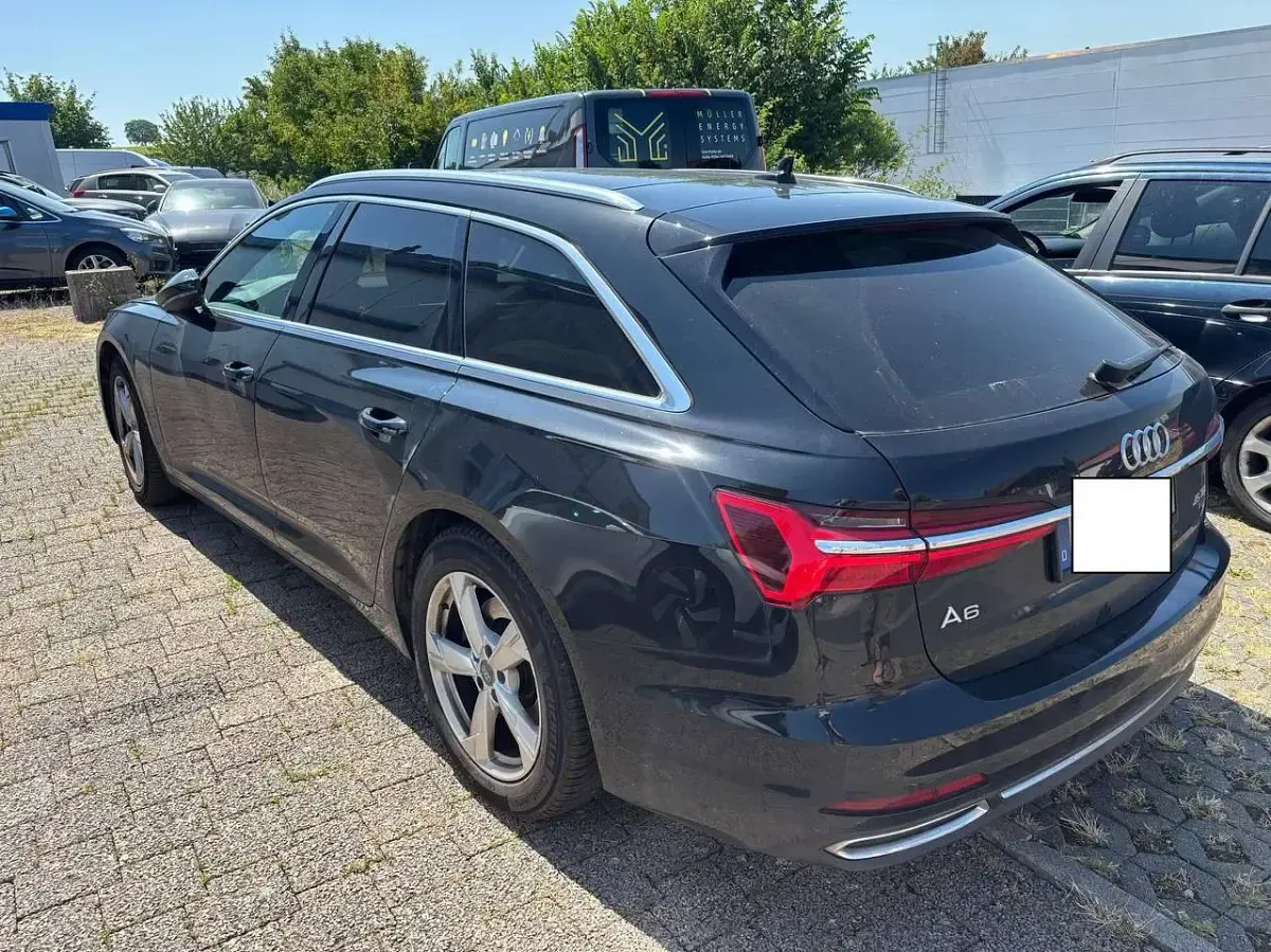 Gebraucht Audi A6 Sport 231 PS (169 kW) 2019 Mythosschwarz metallic Kombi