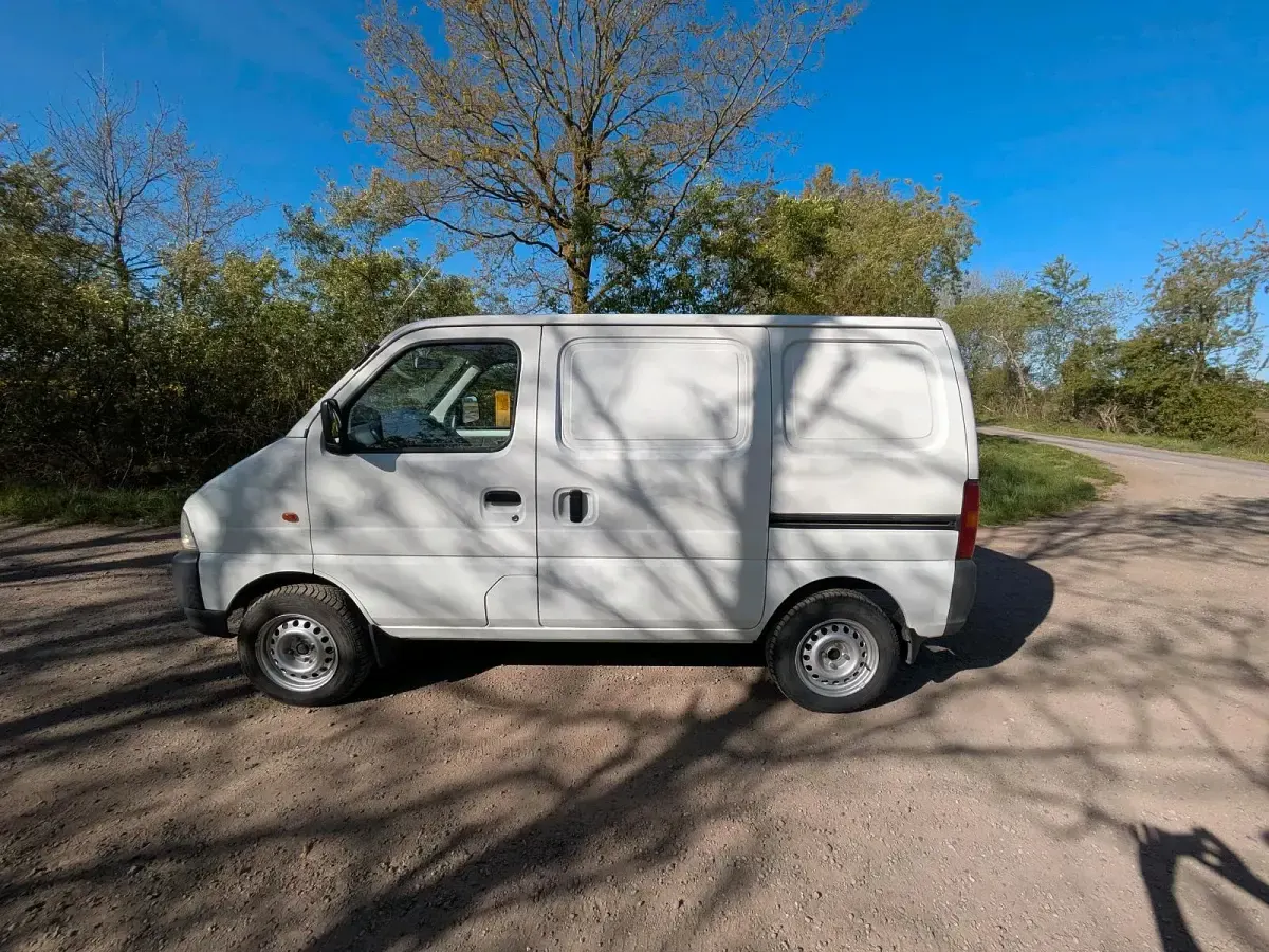 Gebraucht Suzuki Carry 79 PS (58 kW) 1999 Weiß Pickup