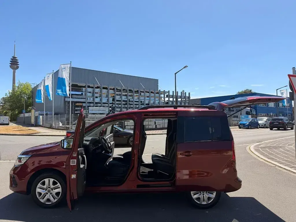 Gebraucht Renault Kangoo Techno 131 PS (96 kW) 2023 Rot Van / Kleinbus