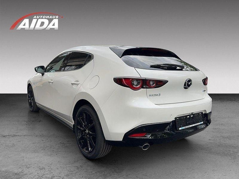 Neu Mazda 3 Nagisa 140 PS (102 kW) 2026 Weiß Limousine