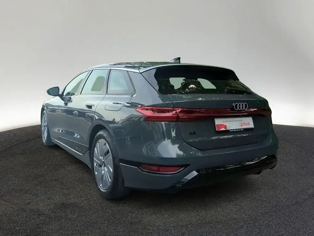 Gebraucht Audi A6 e-tron Ambiente 269 kW (367 PS) 2025 Magnetgrau Kombi