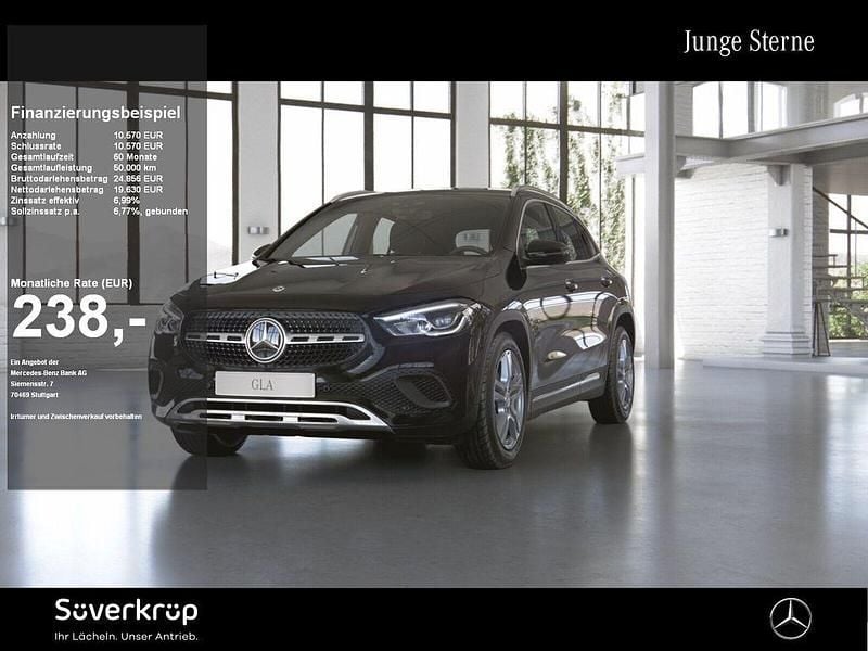 Schwarz Gebraucht 2020 Mercedes GLA200 Progressive SUV | 29.920 € (Guter Preis) - Bild 1/2
