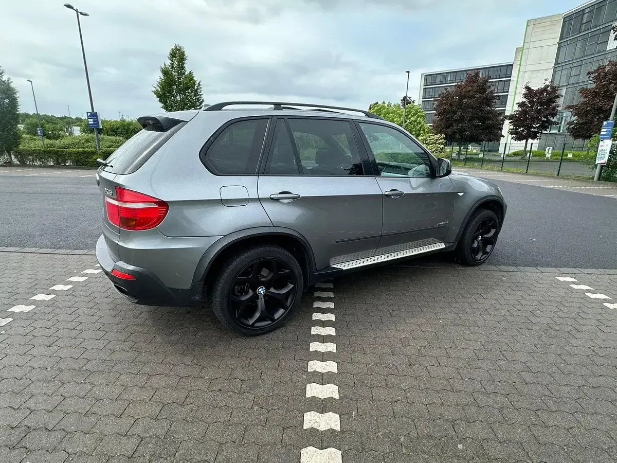 Używany BMW X5 235 KM (172 kW) 2009 Srebrny SUV