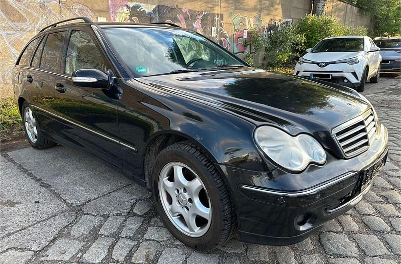 Gebraucht Mercedes C200 122 PS (89 kW) 2006 Schwarz Kombi