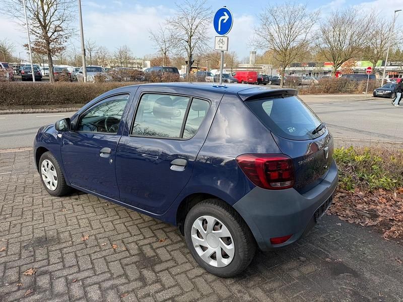 Gebraucht Dacia Sandero 73 PS (53 kW) 2019 Blau Limousine