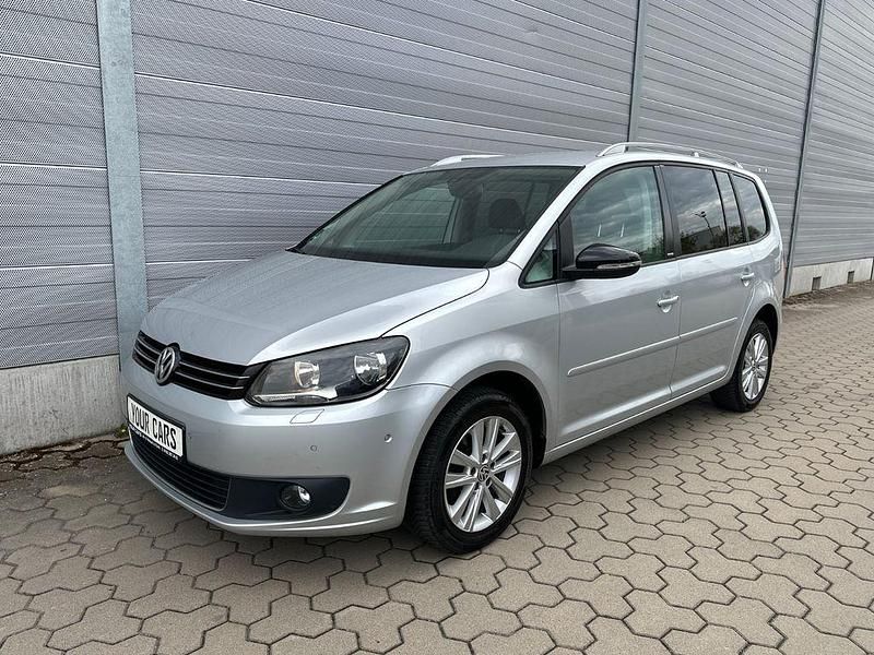 Gebraucht VW Touran Style 105 PS (77 kW) 2011 Silber Van / Kleinbus