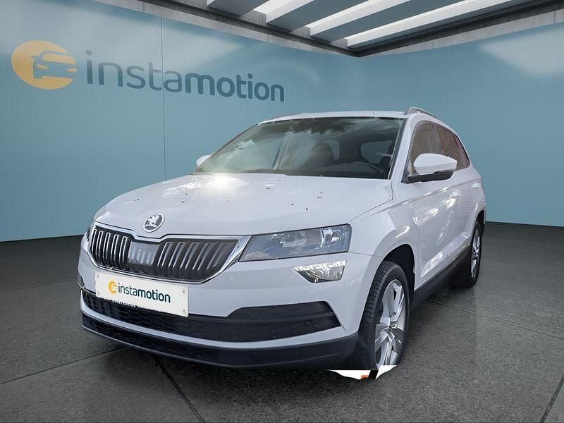 Weiß Gebraucht 2021 Skoda Karoq SUV | 22.899 € (Guter Preis) - Bild 1/4