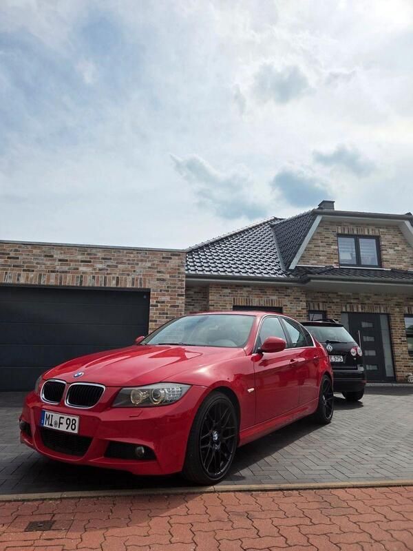 Rot Gebraucht 2009 BMW 335 Performance Limousine | 16.500 € (Fairer Preis) - Bild 1/4