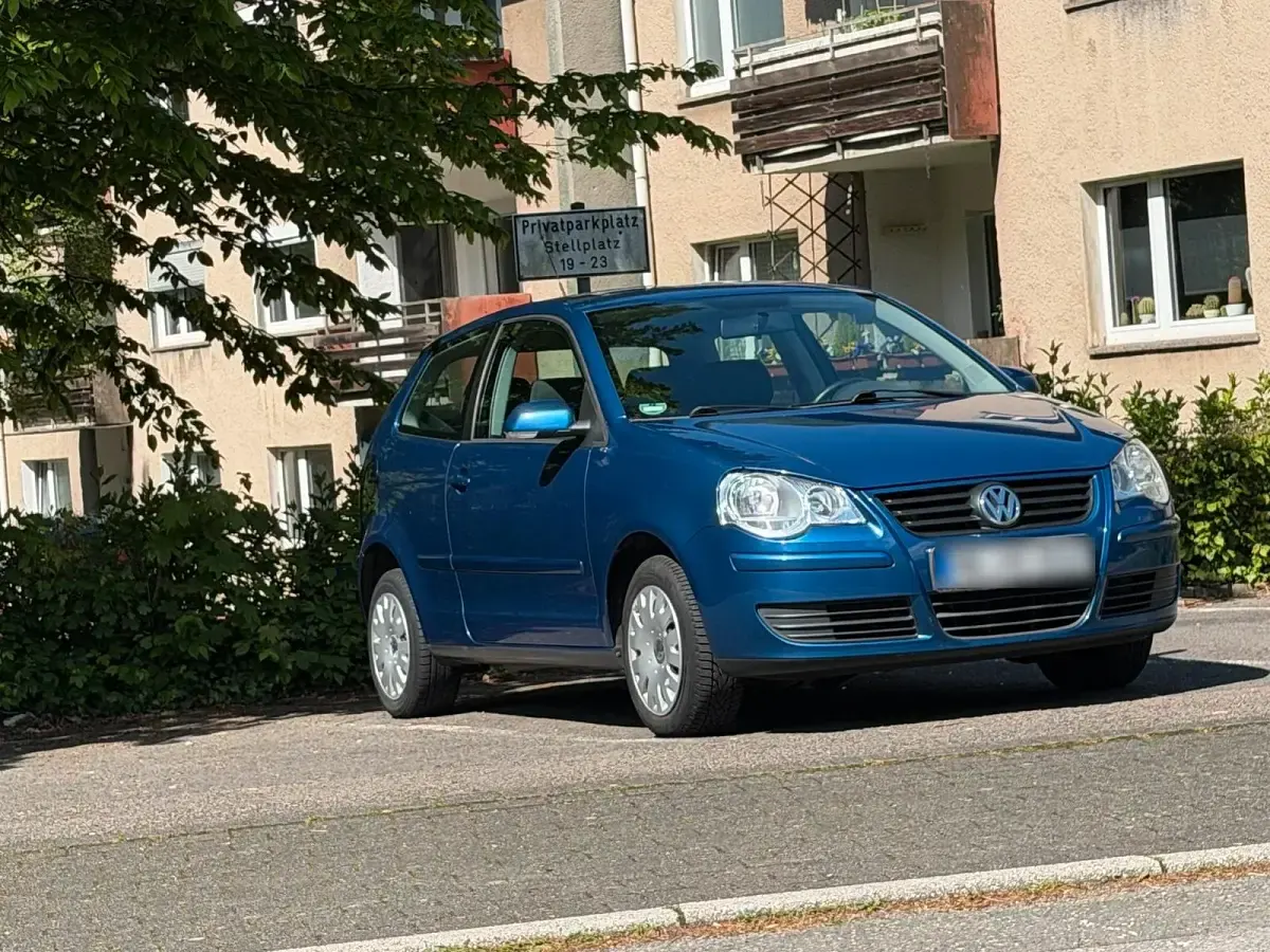 Gebraucht VW Polo 54 PS (39 kW) 2005 Blau Kleinwagen