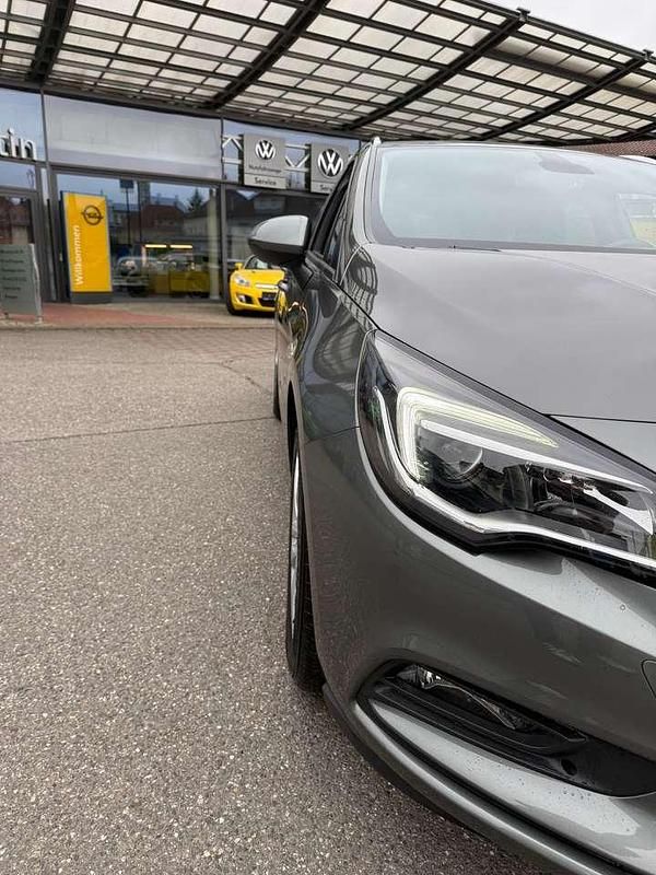 Używany Opel Astra Dynamic 125 KM (91 kW) 2017 Szary Kombi
