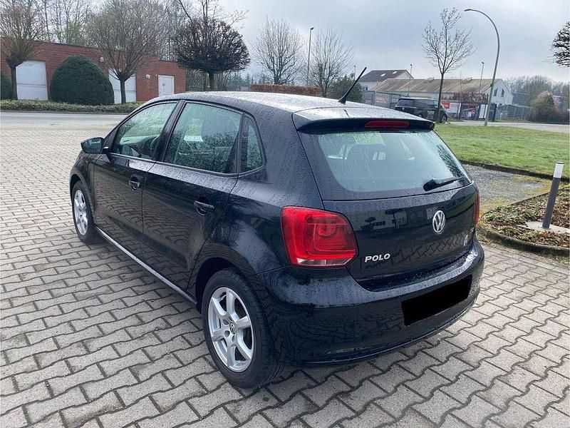 Gebraucht VW Polo Trendline 75 PS (55 kW) 2014 Schwarz Limousine