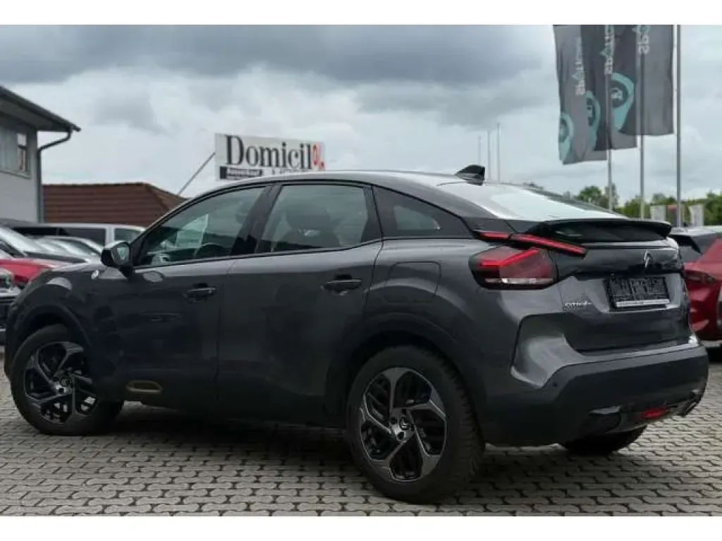 Gebraucht Citroën C4 131 PS (96 kW) 2024 Grau SUV