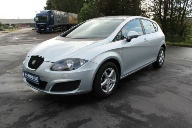 Gebraucht Seat Leon Ecomotive 105 PS (77 kW) 2010 Grau metallic Limousine