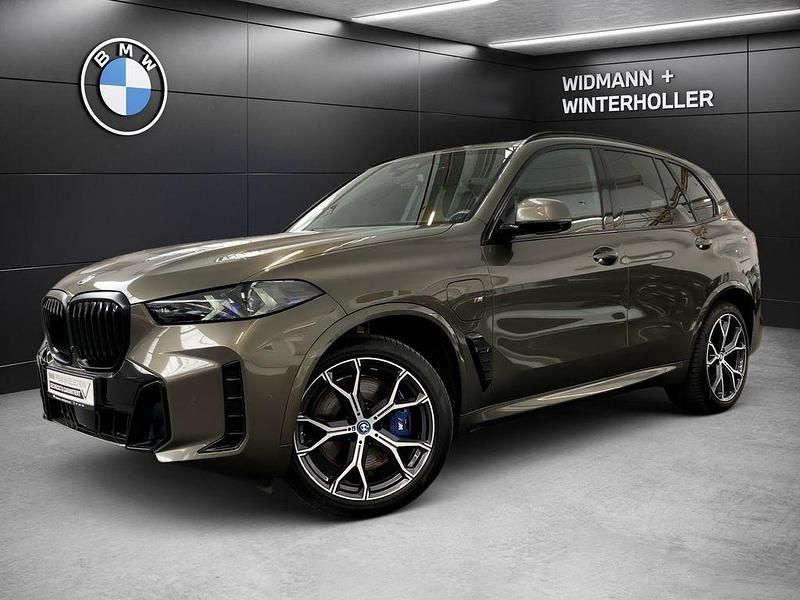 Grau Gebraucht 2023 BMW X5 M Sport SUV | 77.780 € (Teuer) - Bild 1/3