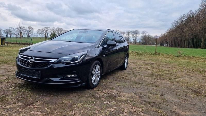 Gebraucht Opel Astra Dynamic 150 PS (110 kW) 2016 Schwarz Kombi