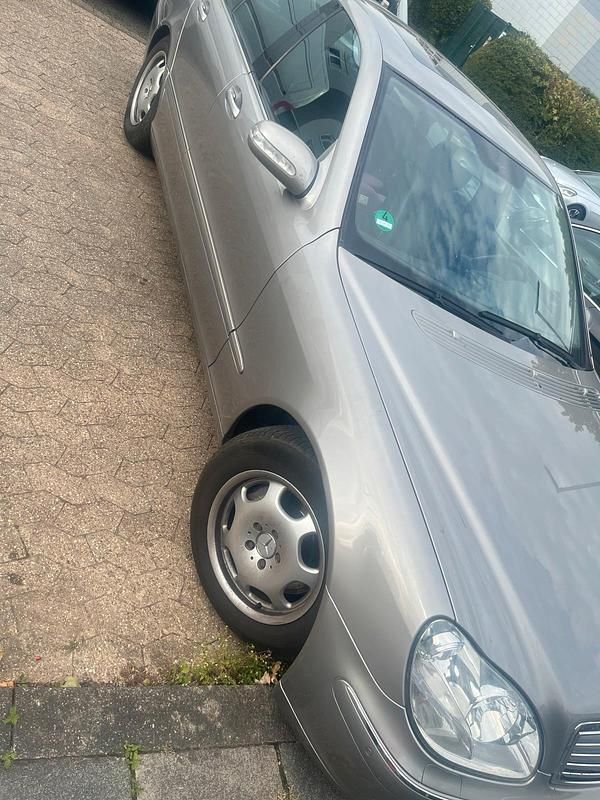 Gebraucht Mercedes S320 145 PS (106 kW) 2005 Silber Limousine