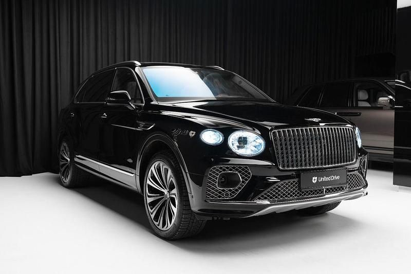 Gebraucht Bentley Bentayga 551 PS (405 kW) 2024 Schwarz SUV