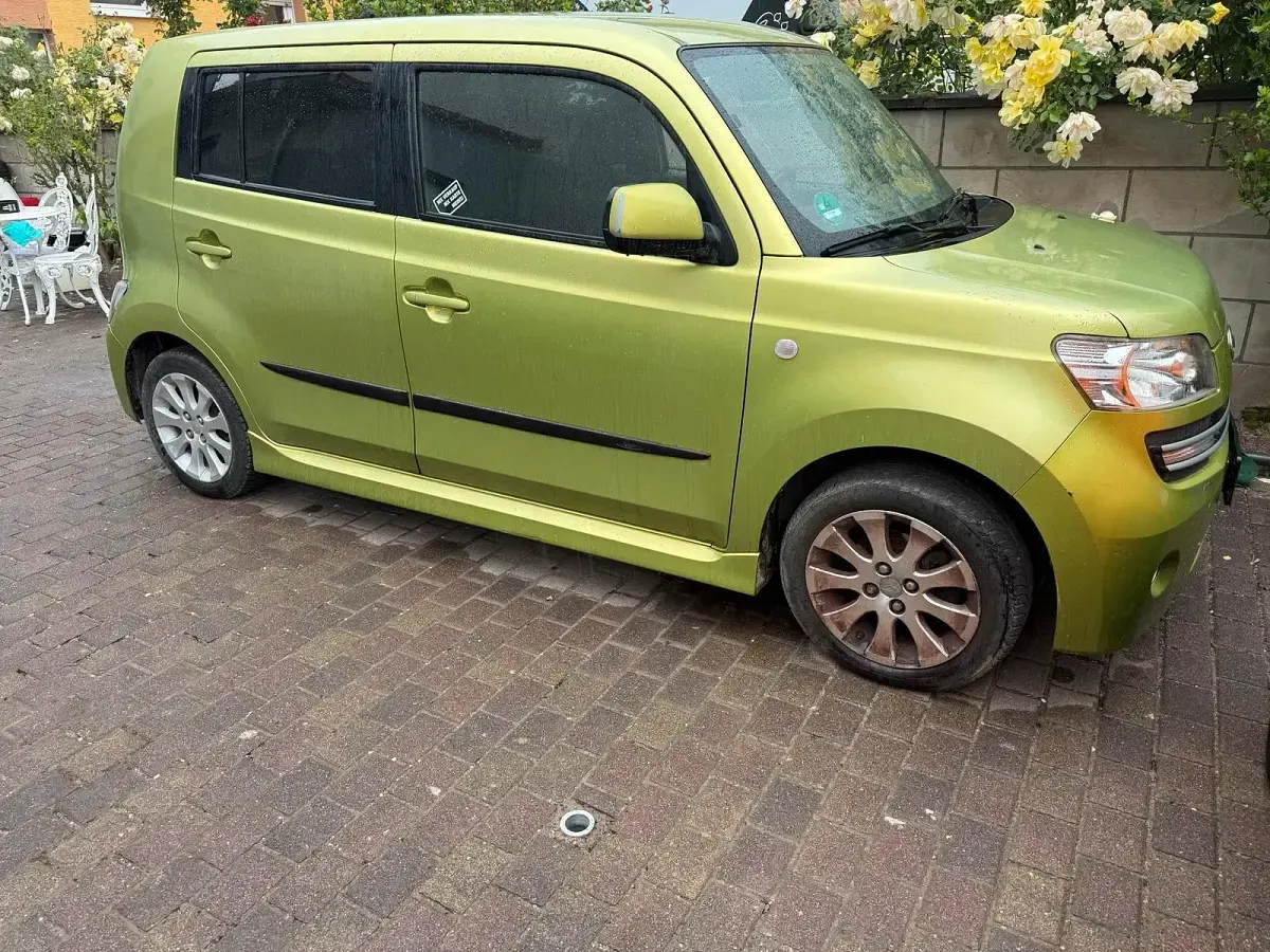 Gebraucht Daihatsu Sirion 120 PS (88 kW) 2008 Grün Kleinwagen