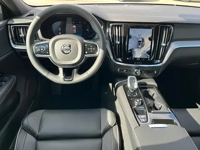 Gebraucht Volvo V60 Plus 398 PS (292 kW) 2024 Weiß Kombi