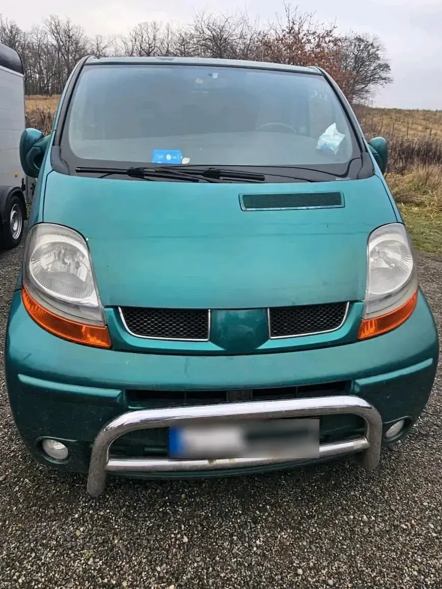 Gebraucht Renault Trafic 101 PS (74 kW) 2003 Grün Van / Kleinbus