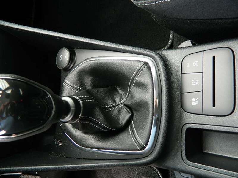 Gebraucht Ford Fiesta 125 PS (91 kW) 2022 Agate black metallic (metallic) Kleinwagen