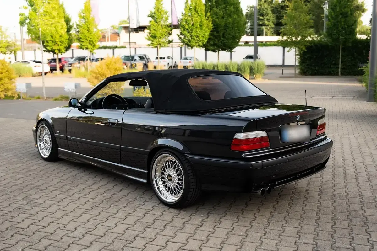 Gebraucht BMW 328 Cabriolet 193 PS (141 kW) 1998 Schwarz Cabrio
