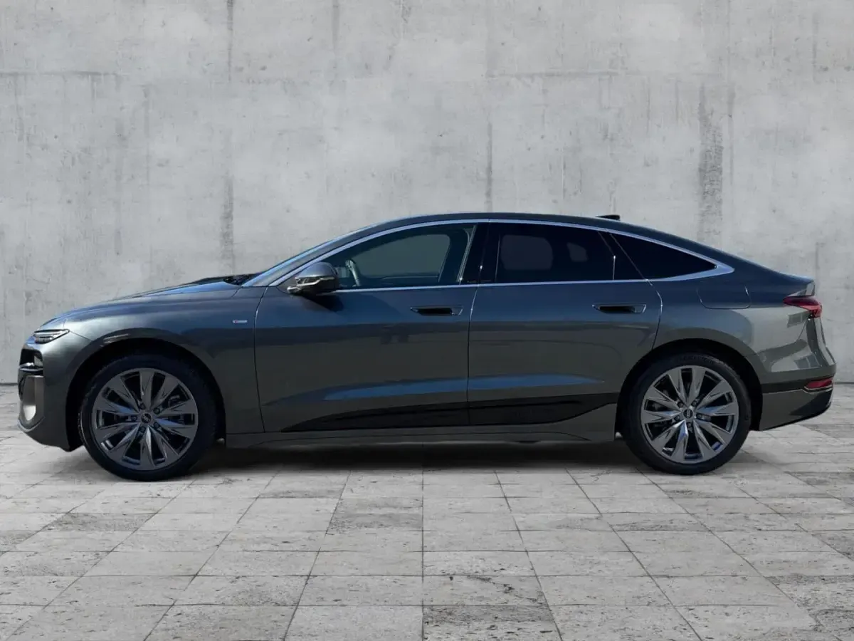 Gebraucht Audi e-tron Sportback S-Line 210 kW (286 PS) 2025 Daytonagrau perleffekt SUV