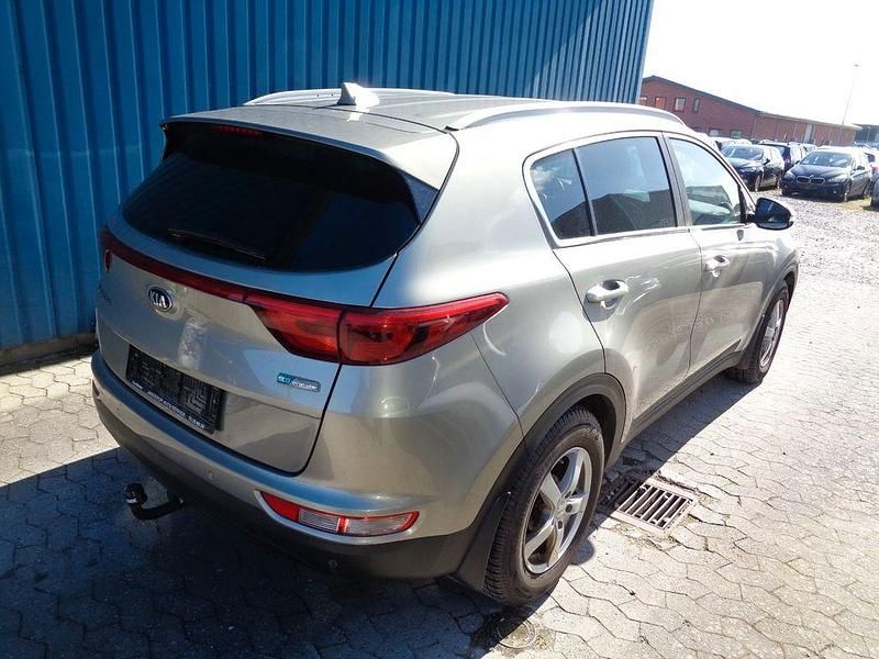 Gebraucht Kia Sportage Advance 141 PS (103 kW) 2017 Gold SUV