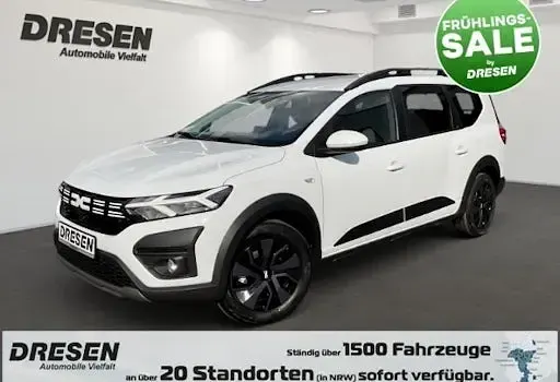 Uusi Dacia Jogger Expression 141 HP (103 kW) 2025 Valkoinen Tila-auto