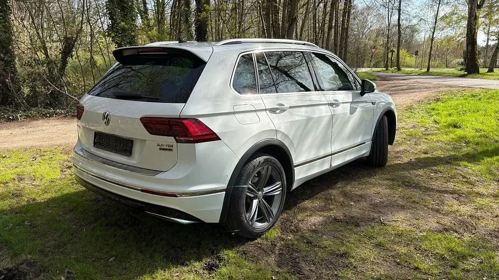 Gebraucht VW Tiguan 190 PS (139 kW) 2017 Weiß SUV