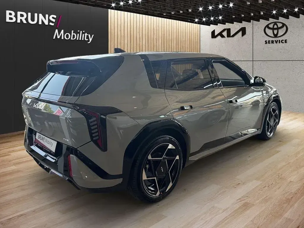 Neu Kia EV4 GT-Line 150 kW (204 PS) 2026 Wolfgrau Limousine
