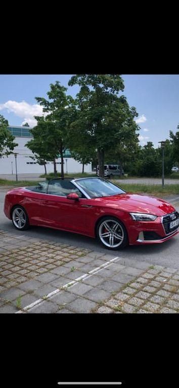Gebraucht Audi A5 Cabriolet Sport 204 PS (150 kW) 2021 Rot Cabrio
