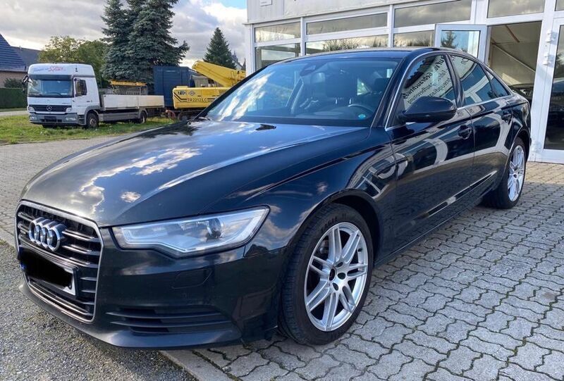 Gebraucht Audi A6 Sport 204 PS (150 kW) 2014 Schwarz Limousine