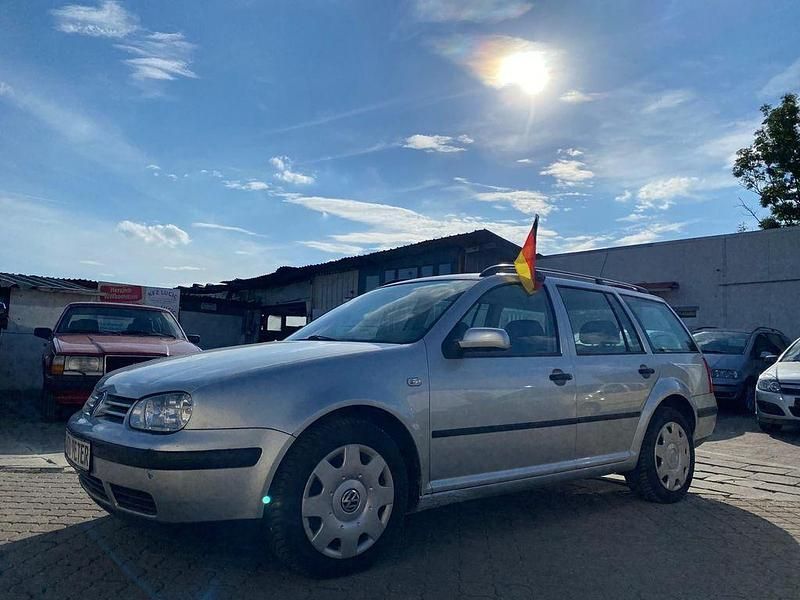 Silber Gebraucht 2000 VW Golf IV Basis Kombi | 1.970 € (Fairer Preis) - Bild 1/4