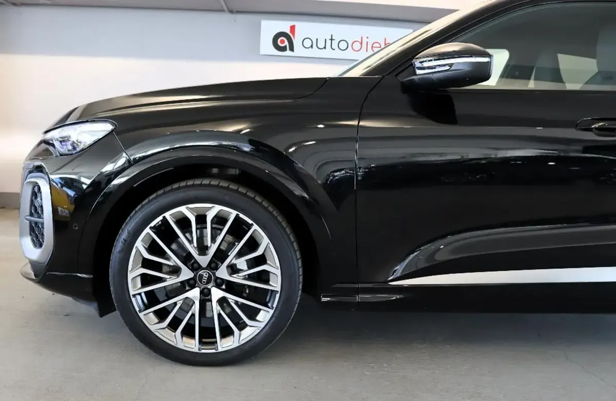Gebraucht Audi SQ5 Edition .1 367 PS (269 kW) 2025 Schwarz SUV