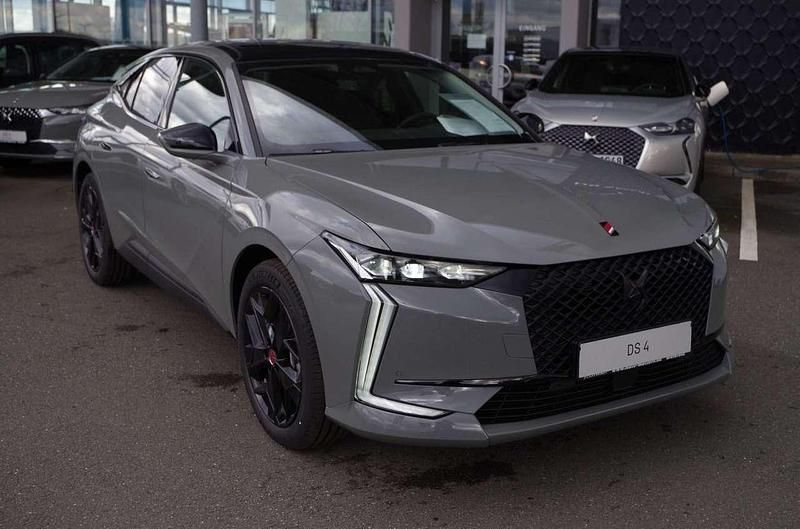Gebraucht DS Automobiles DS4 Performance Line Plus 224 PS (164 kW) 2022 Lackierung lacquered grey/typ Limousine
