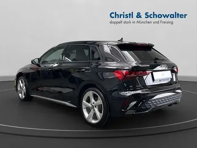 Używany Audi A3 S-Line 150 KM (110 kW) 2025 Czarny Sedan/Limuzyna