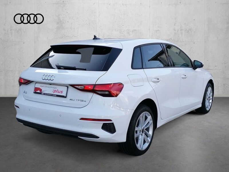 Gebraucht Audi A3 Sportback Business 204 PS (150 kW) 2022 Weiß Kleinwagen