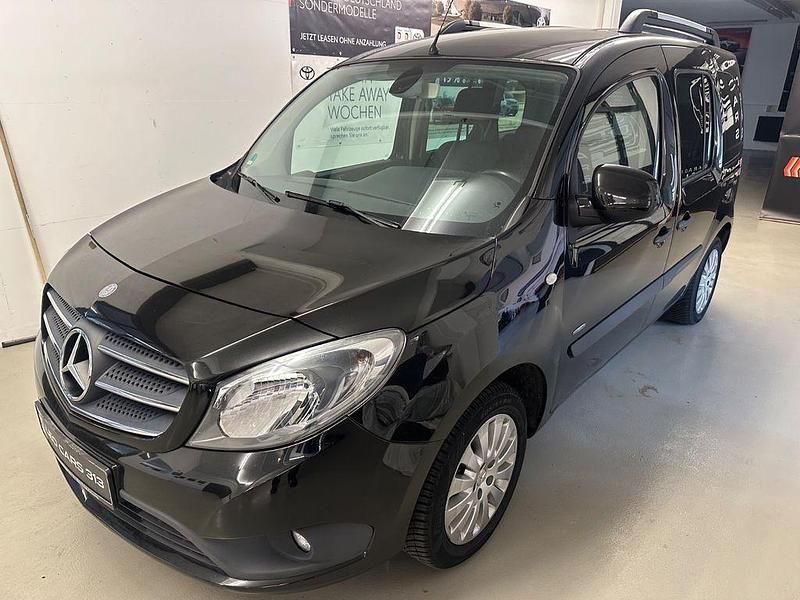 Schwarz Gebraucht 2015 Mercedes Citan 112 Kombi | 7.390 € (Superpreis) - Bild 1/4